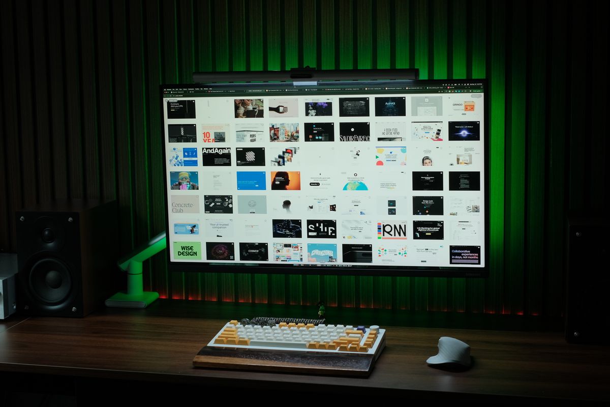 A single monitor mounted on an articulated arm